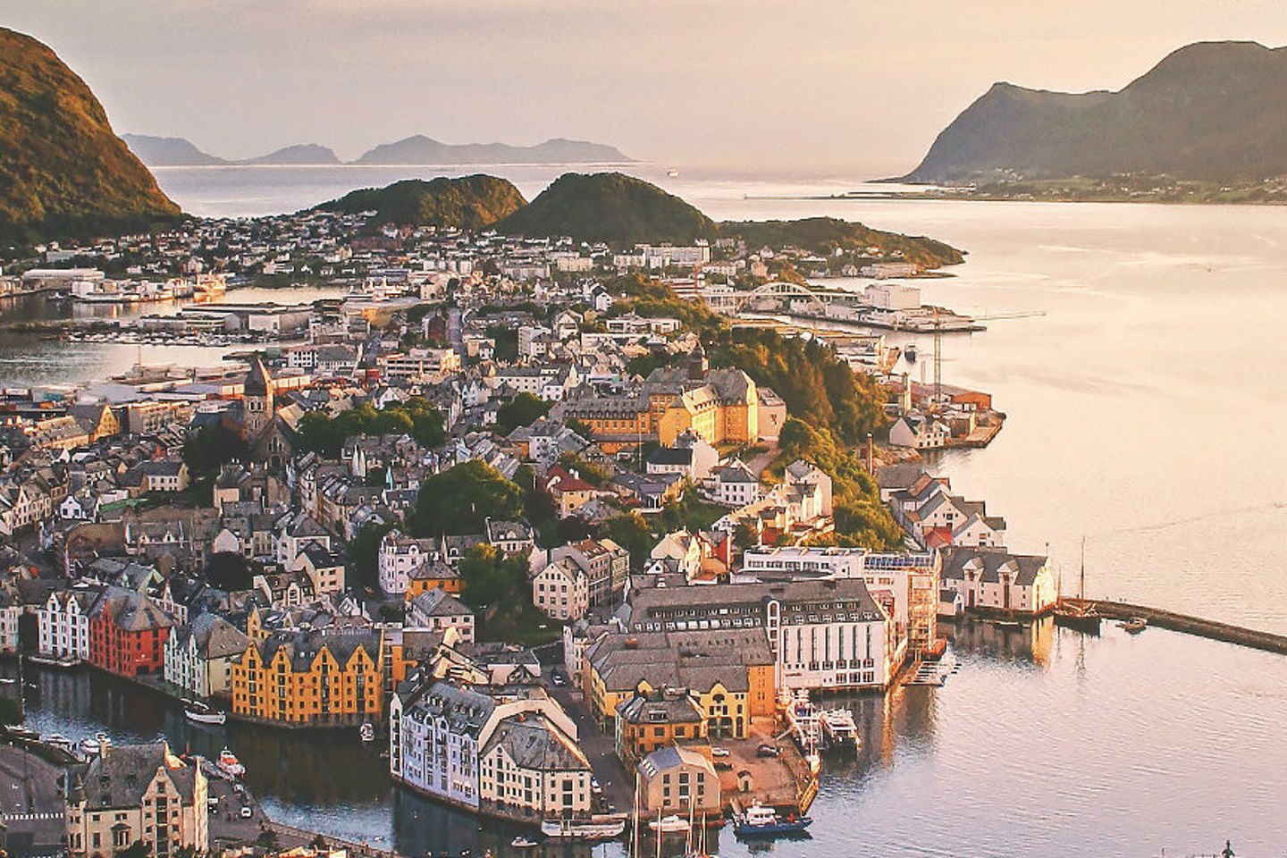 Ålesund |