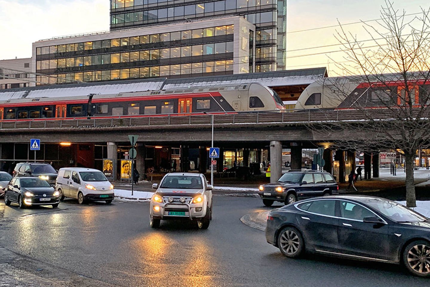 Andel elbiler i Oslo forventes å øke mye |