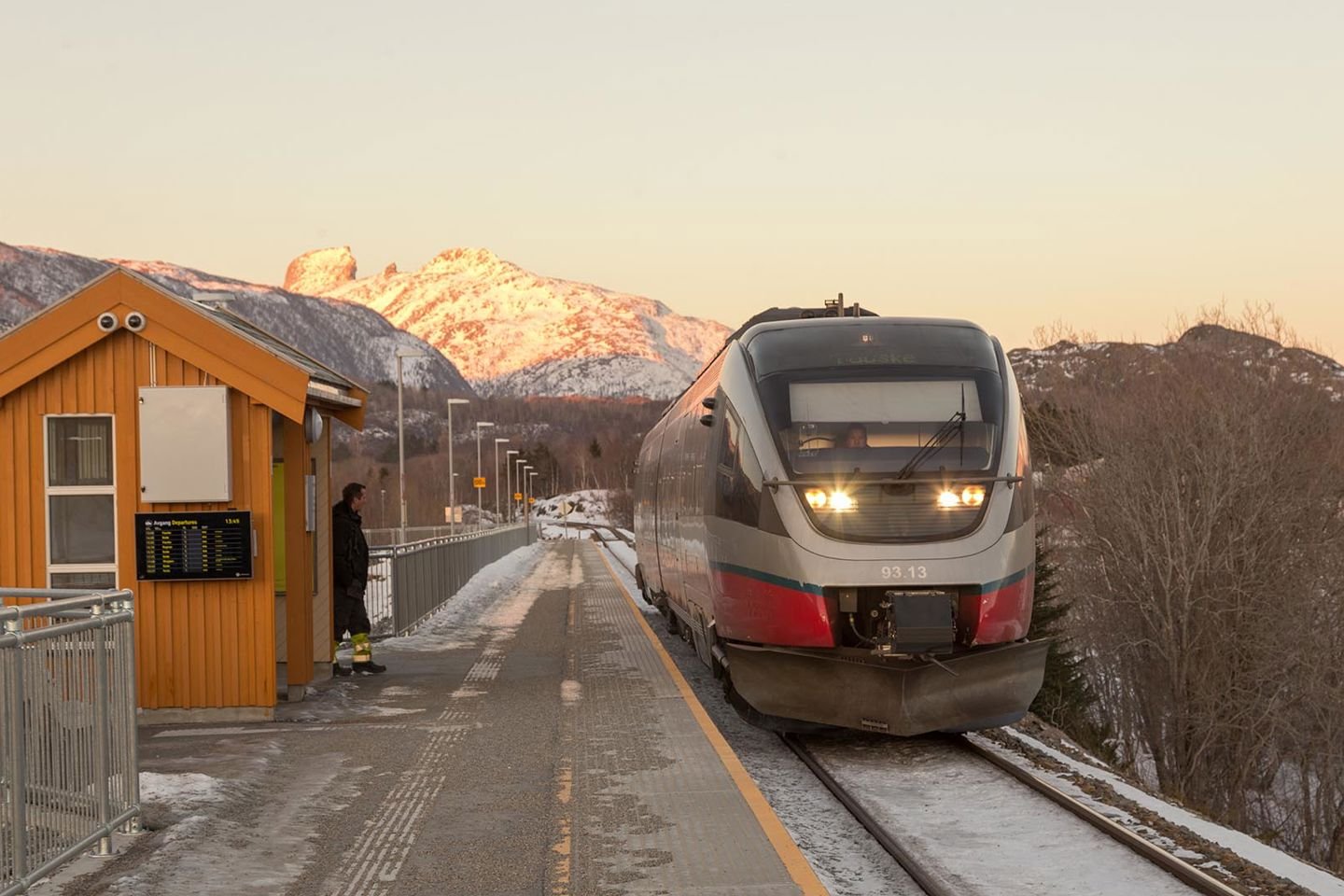 Tverlandet stasjon på Nordlandsbanen | Adobe Stock/Anders Haukland