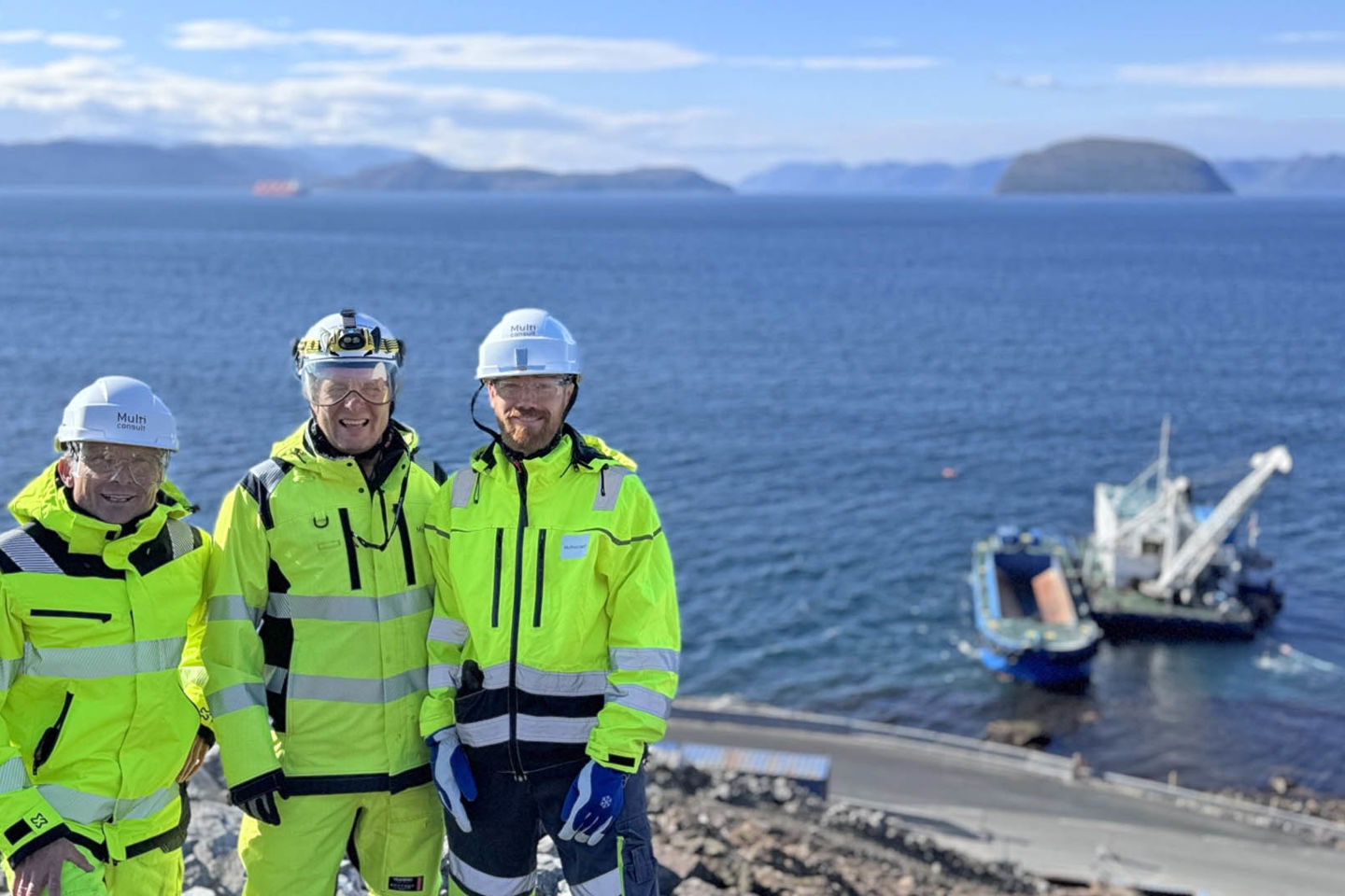 Lars-Thomas Nordkild, Ole Listad Hansen og Lars Henning Engblad ved landfallet på Meland, i