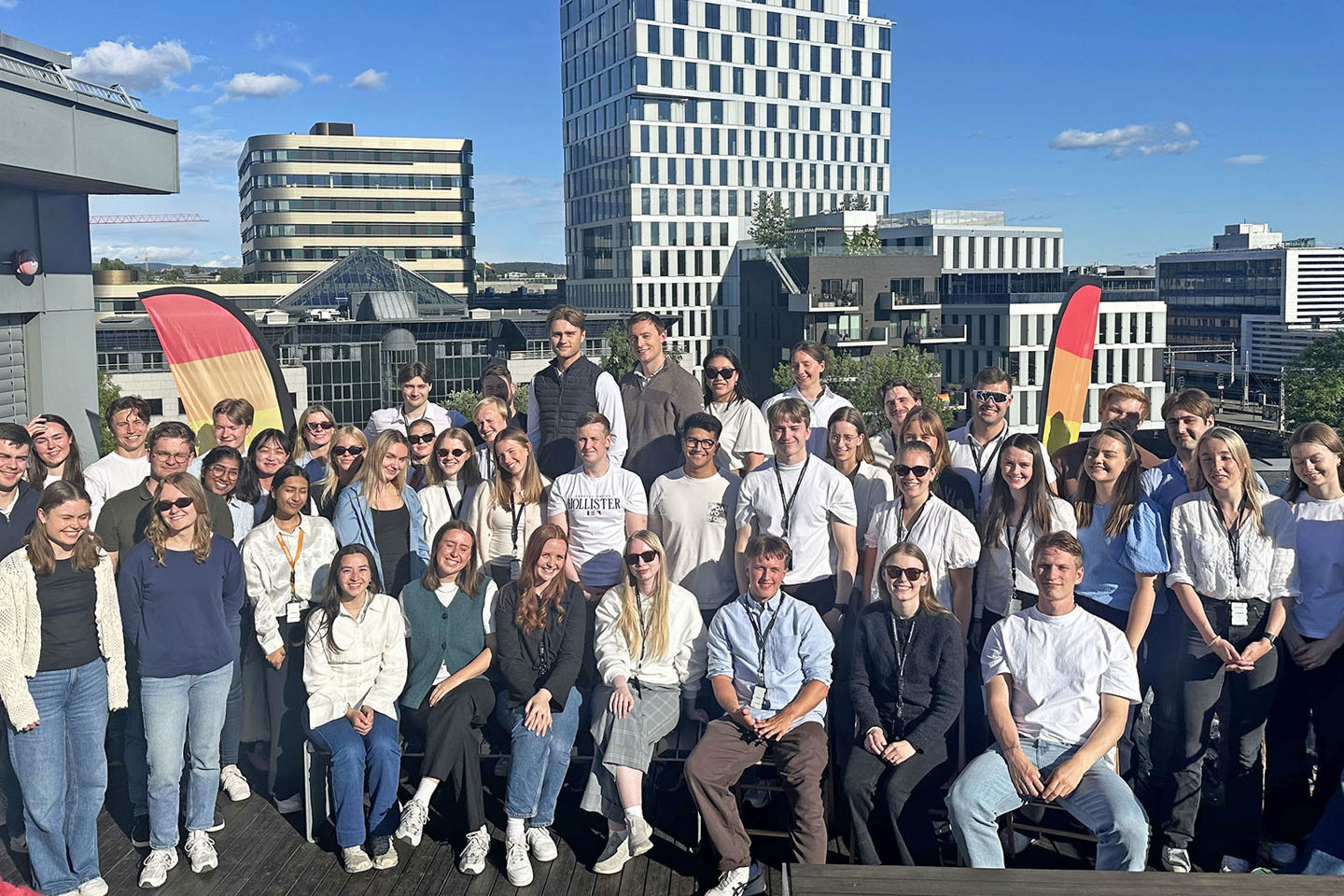 En del av sommerstudentene i Oslo på oppstartssamling i juni |